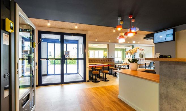 Ibis Budget Reims Thillois Exterior