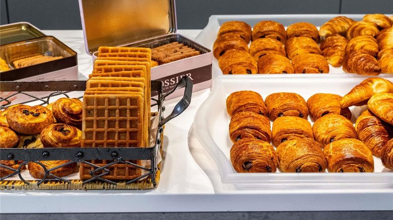 <b>Ibis Budget Reims Thillois Restaurant</b>. Images powered by <a href="https://iceportal.shijigroup.com/" title="IcePortal" target="_blank">IcePortal</a>.