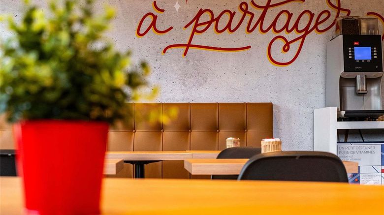 <b>Ibis Budget Reims Thillois Restaurant</b>. Images powered by <a href="https://iceportal.shijigroup.com/" title="IcePortal" target="_blank">IcePortal</a>.