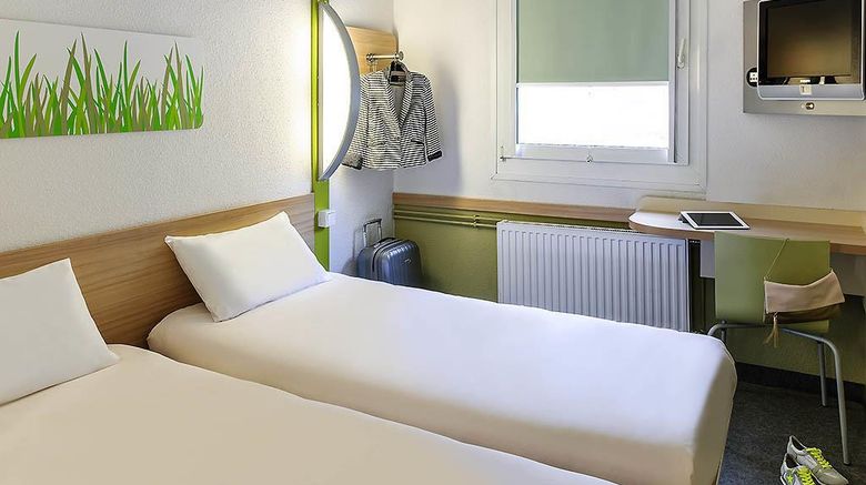 <b>Ibis Budget Courbevoie Paris Room</b>. Images powered by <a href="https://iceportal.shijigroup.com/" title="IcePortal" target="_blank">IcePortal</a>.