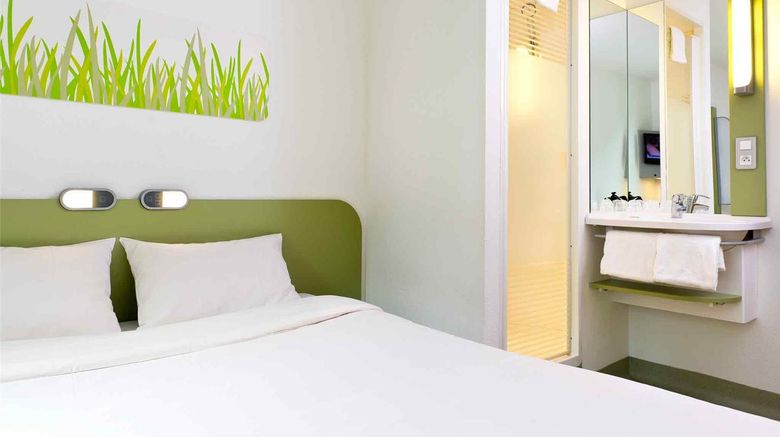 <b>Ibis Budget Courbevoie Paris Room</b>. Images powered by <a href="https://iceportal.shijigroup.com/" title="IcePortal" target="_blank">IcePortal</a>.