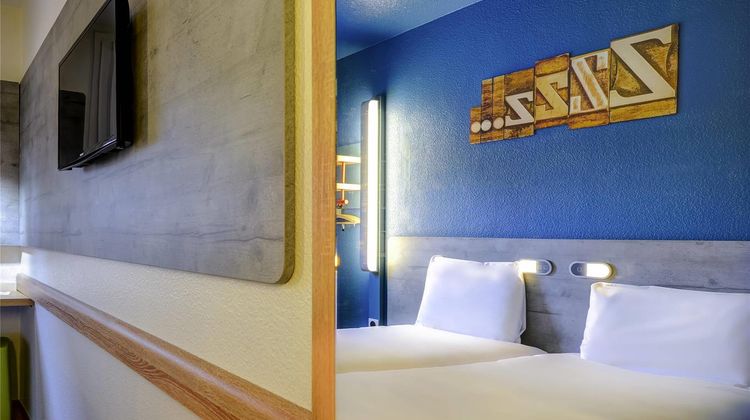 Ibis Budget Rueil Malmaison Room