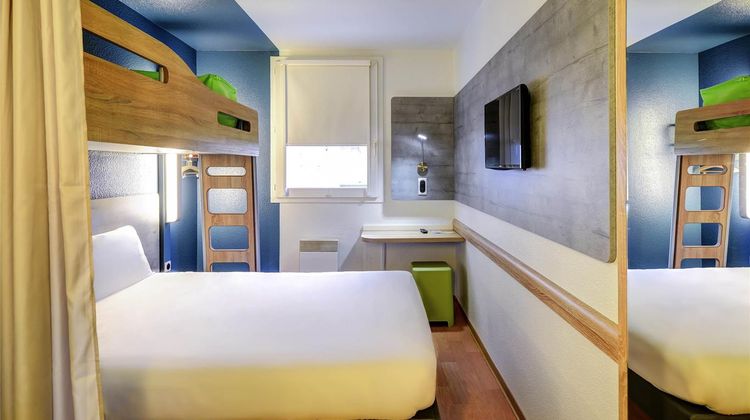Ibis Budget Rueil Malmaison Room