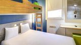 Ibis Budget Rueil Malmaison Room