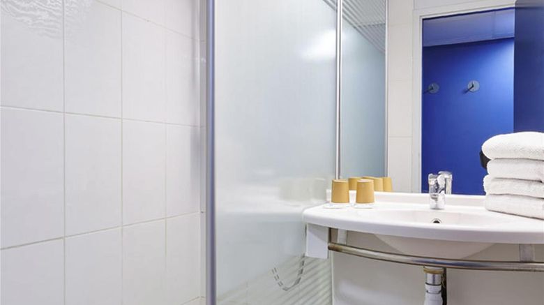 <b>Ibis Budget Bayonne Room</b>. Images powered by <a href="https://iceportal.shijigroup.com/" title="IcePortal" target="_blank">IcePortal</a>.