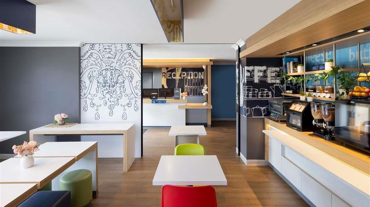 Ibis Budget Casula Liverpool Restaurant