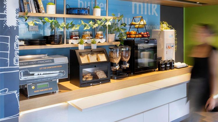 Ibis Budget Casula Liverpool Restaurant