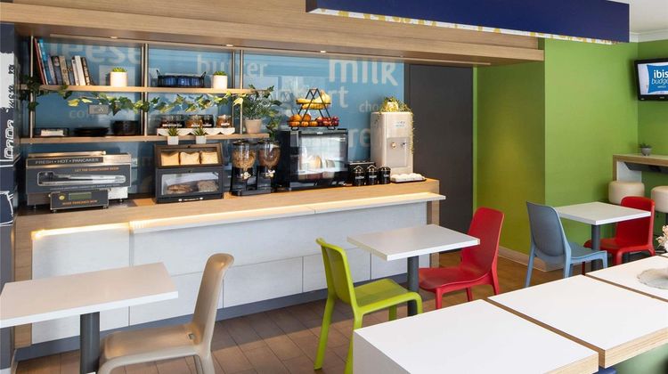 Ibis Budget Casula Liverpool Exterior