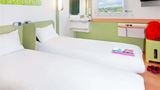 Ibis Budget Cergy Saint Christophe Room