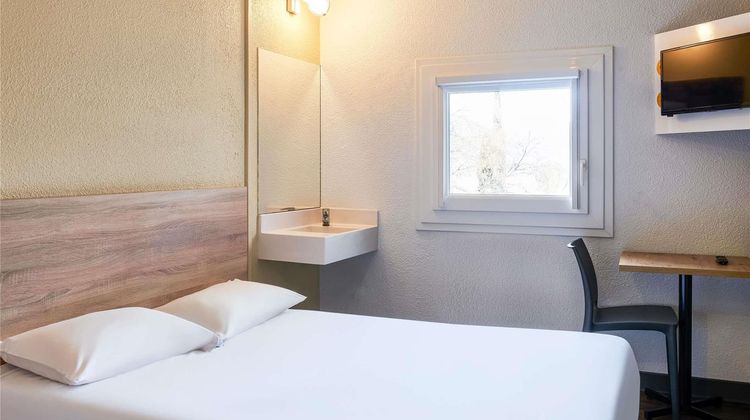 HotelF1 Paris Porte de Chatillon Room
