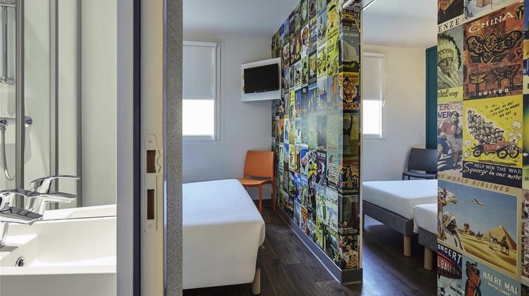 HotelF1 Paris Porte de Chatillon Room