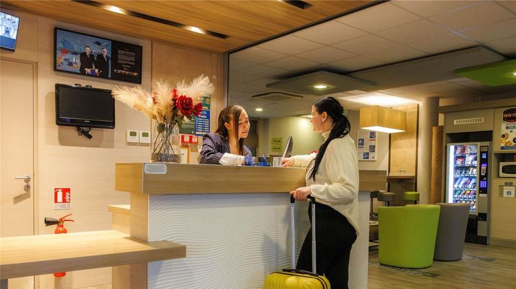 Ibis Budget Aix-les-Bains Nord Exterior