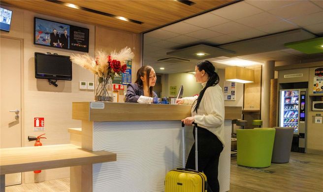 Ibis Budget Aix-les-Bains Nord Exterior