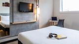 Ibis Budget Paris Porte de Montreuil Room