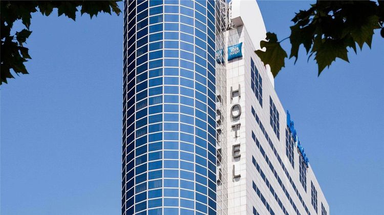 Ibis Budget Paris Porte de Montreuil Exterior
