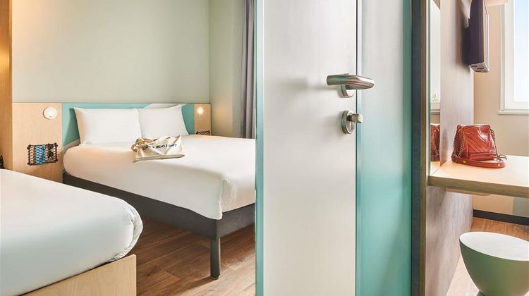 Ibis Budget Brest Sud Plougastel Room