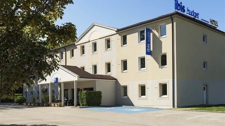 Ibis Budget Lons-le-Saunier Exterior
