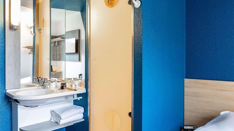 <b>Ibis Budget Orly Rungis Exterior</b>. Images powered by <a href="https://iceportal.shijigroup.com/" title="IcePortal" target="_blank">IcePortal</a>.