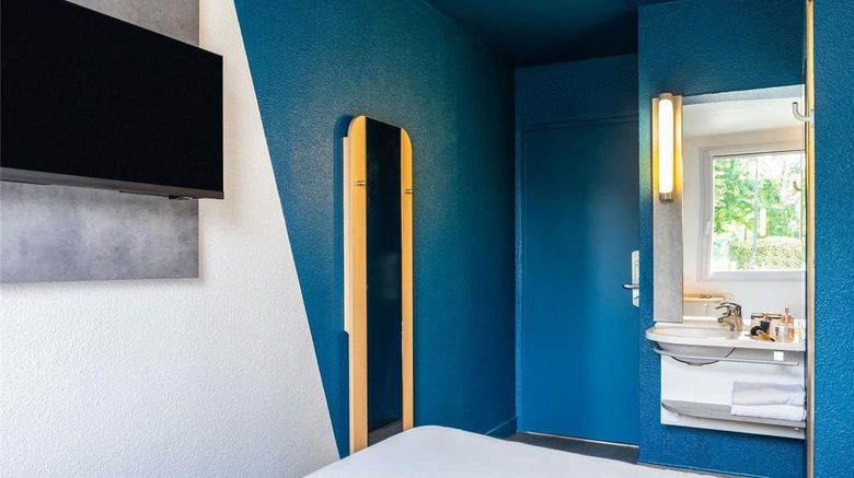 <b>Ibis Budget Orly Rungis Exterior</b>. Images powered by <a href="https://iceportal.shijigroup.com/" title="IcePortal" target="_blank">IcePortal</a>.