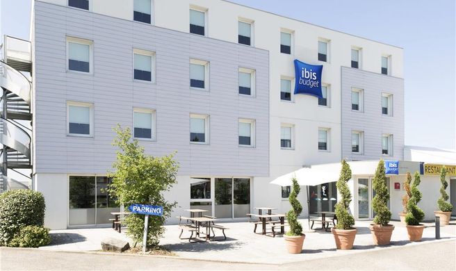 Ibis Budget Lyon Eurexpo Exterior