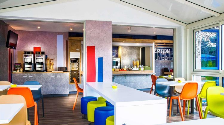 Ibis Budget Issoire Exterior