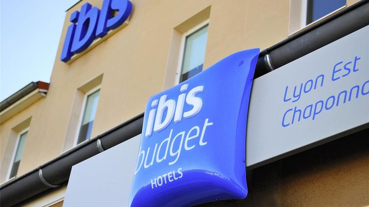 Ibis Budget Lyon Est Chaponnay Exterior