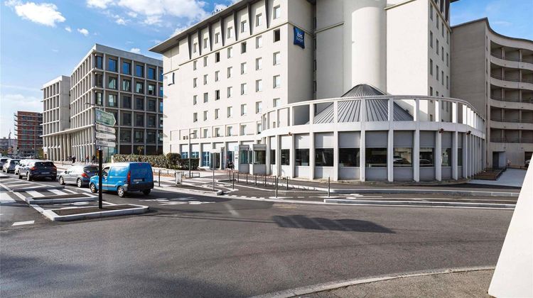 Ibis Budget Lyon Villeurbanne Exterior