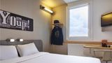 Ibis Budget Velizy Room