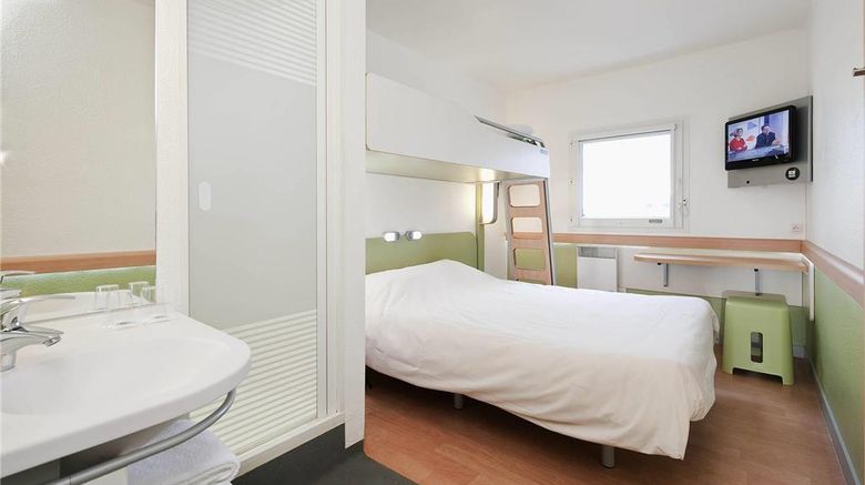 <b>Ibis Budget Velizy Room</b>. Images powered by <a href="https://iceportal.shijigroup.com/" title="IcePortal" target="_blank">IcePortal</a>.