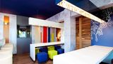 Ibis Budget Velizy Exterior