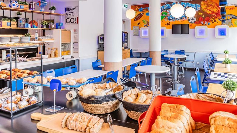 <b>Ibis Budget Porto Gaia Restaurant</b>. Images powered by <a href="https://iceportal.shijigroup.com/" title="IcePortal" target="_blank">IcePortal</a>.