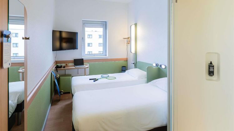 Ibis Budget Porto Gaia Room