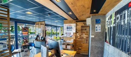 Ibis Budget La Roche Sur Yon Exterior