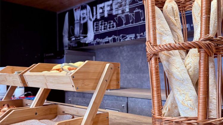 Ibis Budget Marseille Vitrolles Exterior