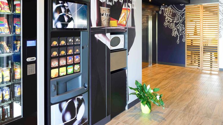 Ibis Budget Cherbourg la Glacerie Exterior