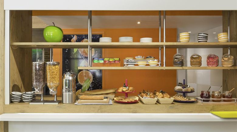 <b>Ibis Budget Cannes Centre Ville Restaurant</b>. Images powered by <a href="https://iceportal.shijigroup.com/" title="IcePortal" target="_blank">IcePortal</a>.