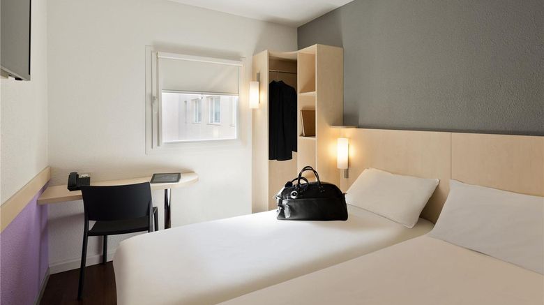 <b>Ibis Budget Cannes Centre Ville Room</b>. Images powered by <a href="https://iceportal.shijigroup.com/" title="IcePortal" target="_blank">IcePortal</a>.
