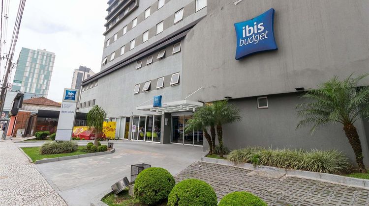 Ibis Budget Curitiba Centro Exterior