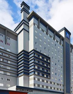 Ibis Budget Curitiba Centro