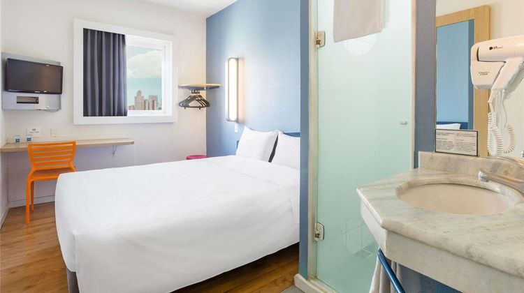 Ibis Budget Curitiba Centro Room