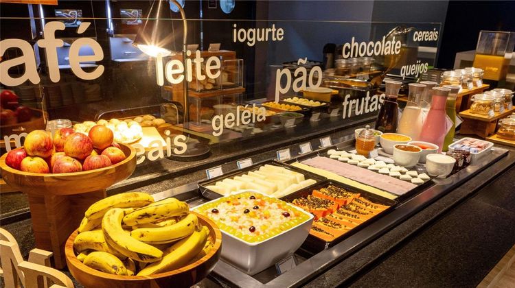 Ibis Budget Curitiba Centro Restaurant
