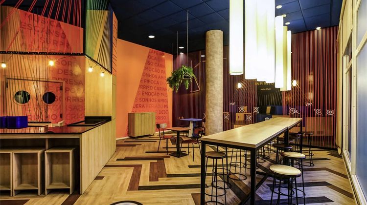 Ibis Budget Tambore Restaurant