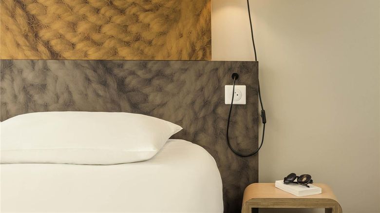 <b>Ibis Troyes Centre Room</b>. Images powered by <a href="https://iceportal.shijigroup.com/" title="IcePortal" target="_blank">IcePortal</a>.