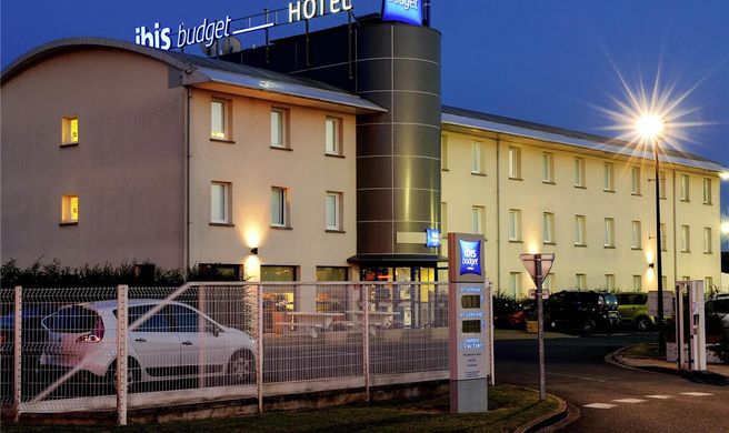 Ibis Budget Orleans Ouest Exterior