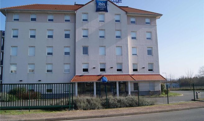 Ibis Budget Nevers Varennes Exterior