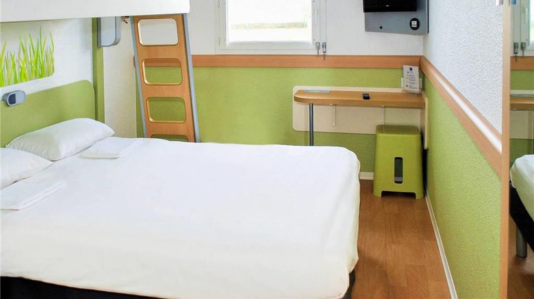 <b>Ibis Budget Flers Grands Champs Room</b>. Images powered by <a href="https://iceportal.shijigroup.com/" title="IcePortal" target="_blank">IcePortal</a>.