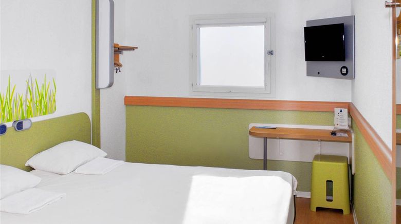 <b>Ibis Budget Flers Grands Champs Room</b>. Images powered by <a href="https://iceportal.shijigroup.com/" title="IcePortal" target="_blank">IcePortal</a>.