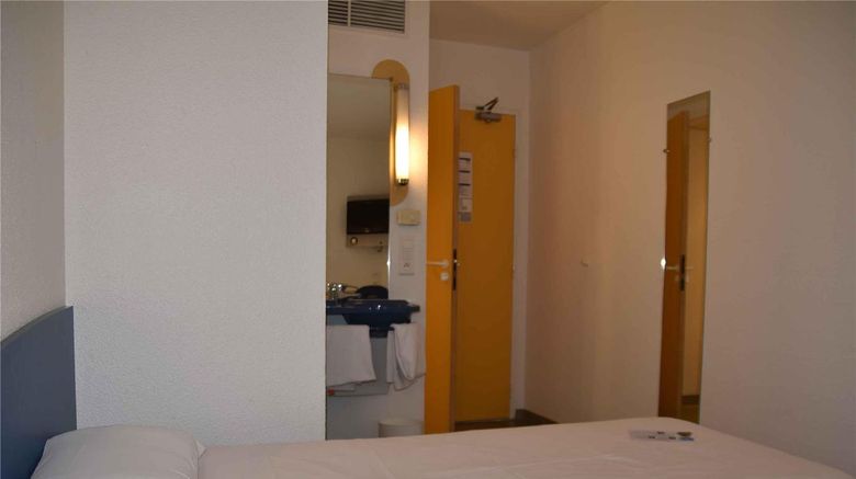 <b>Ibis Budget Rochefort Room</b>. Images powered by <a href="https://iceportal.shijigroup.com/" title="IcePortal" target="_blank">IcePortal</a>.