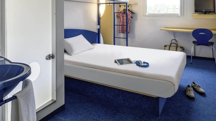 Ibis Budget Rochefort Room