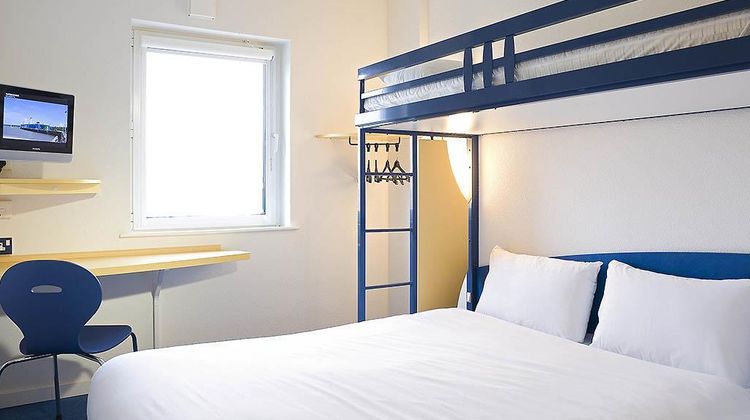 Ibis Budget Rochefort Room